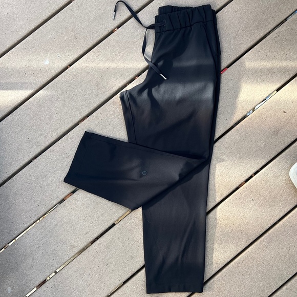 Lululemon On the Fly Crop 23" - Picture 6 of 7